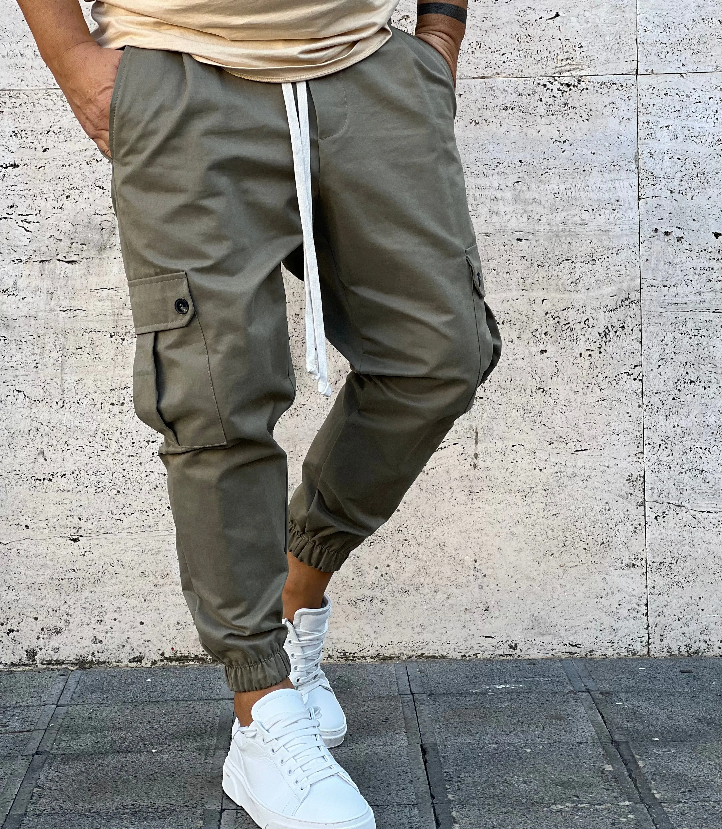 Cargo verde militare