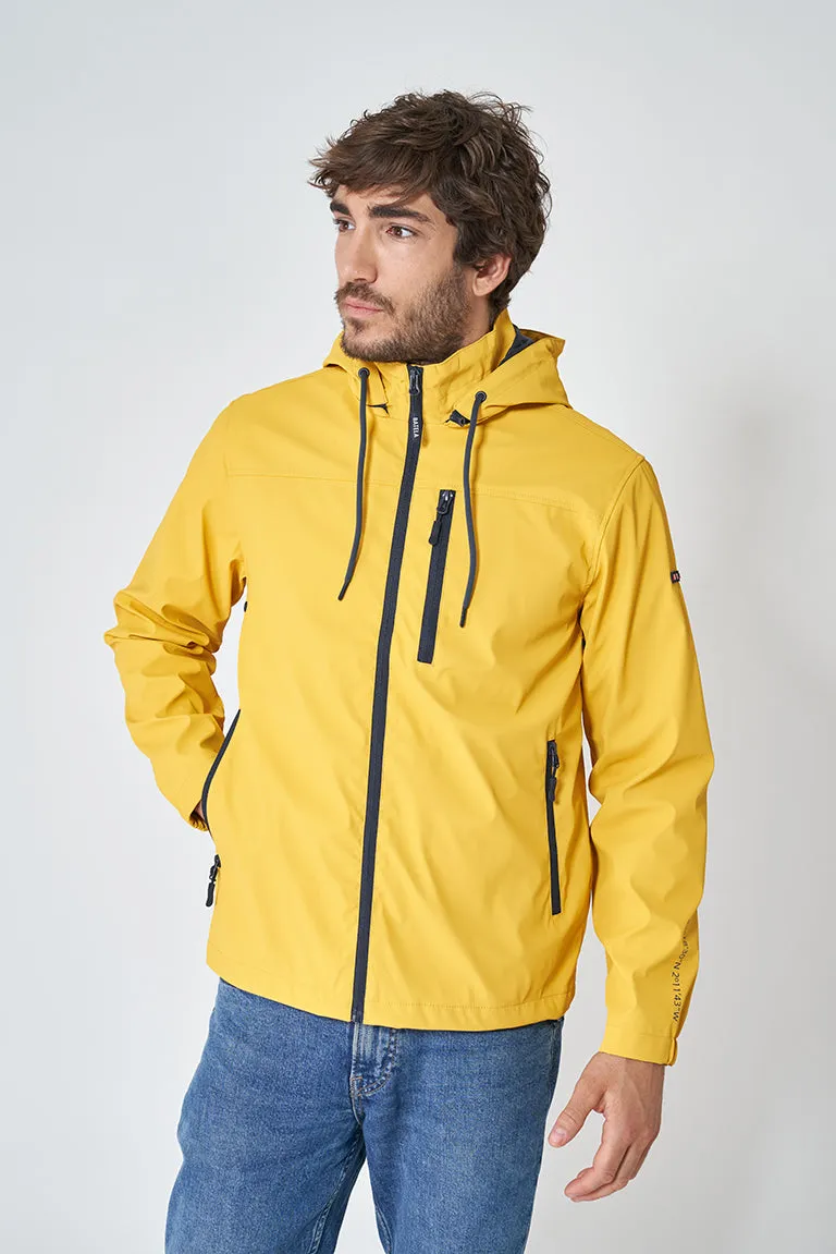 Chubasquero ligero marinero impermeable coordenadas en manga, bolsillo delantero.