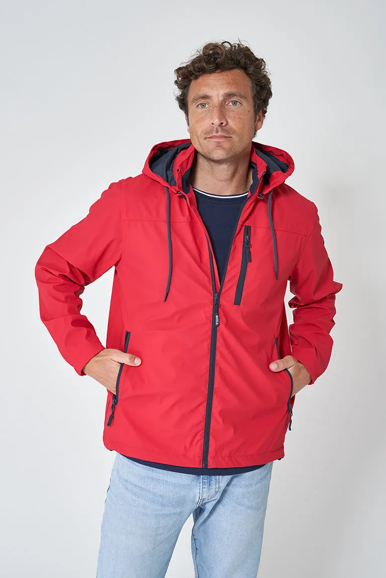 Chubasquero ligero marinero impermeable coordenadas en manga, bolsillo delantero.