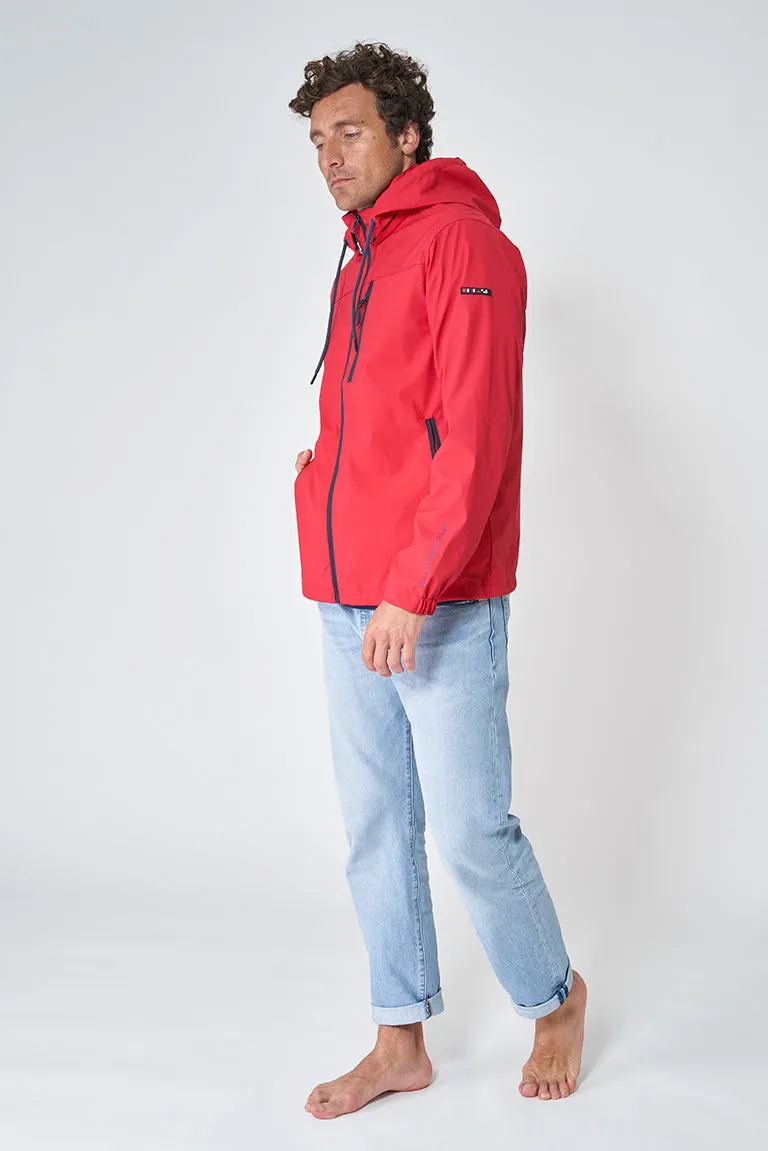 Chubasquero ligero marinero impermeable coordenadas en manga, bolsillo delantero.