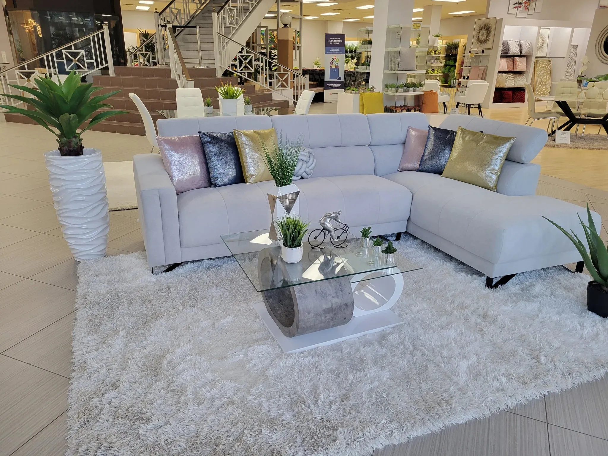 Elliot Sectional Right Side Sofa - Lt. Grey