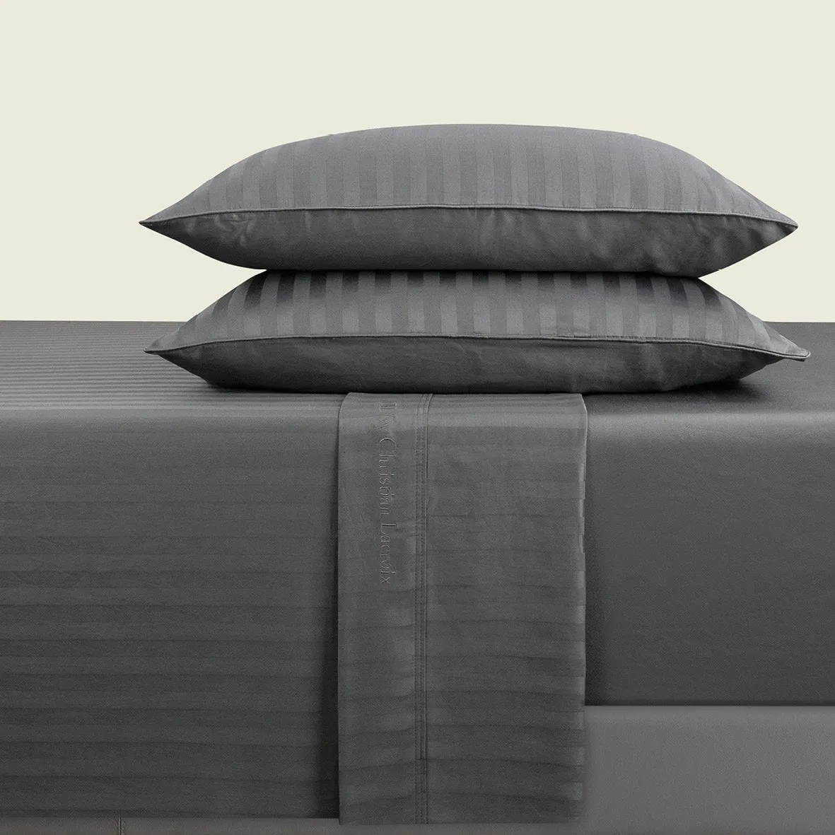 Ensemble de draps : drap-housse, drap plat, taie(s) d'oreiller en satin de coton - tissé Jacquard - dessin Rayure Gris foncé
