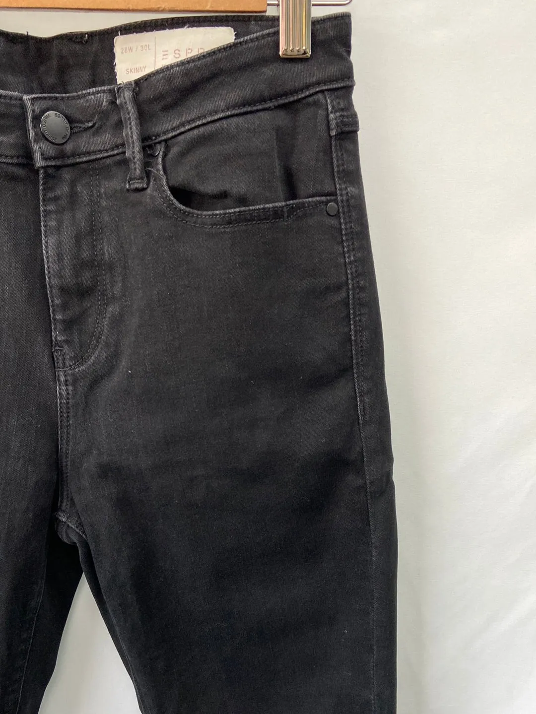 ESPRIT.Pantalones pitillo negros T.34/36