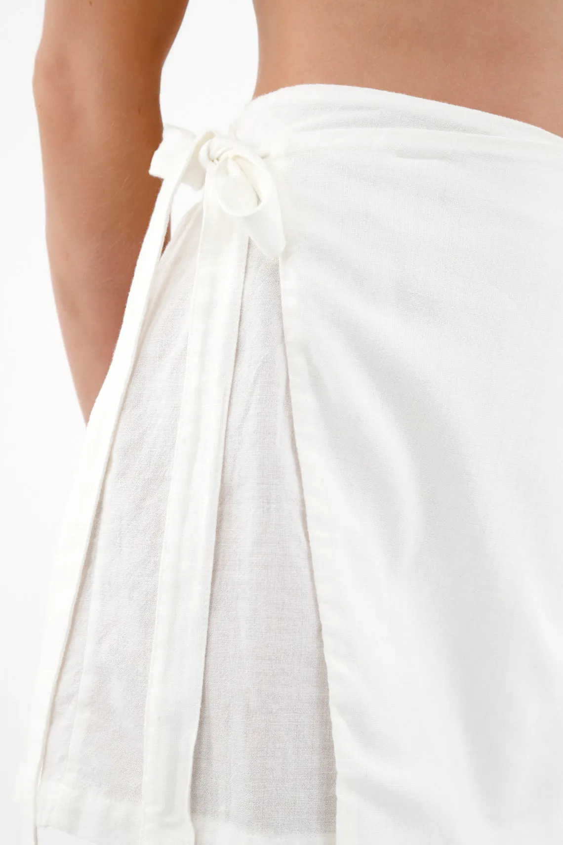 Falda short crudo para mujer