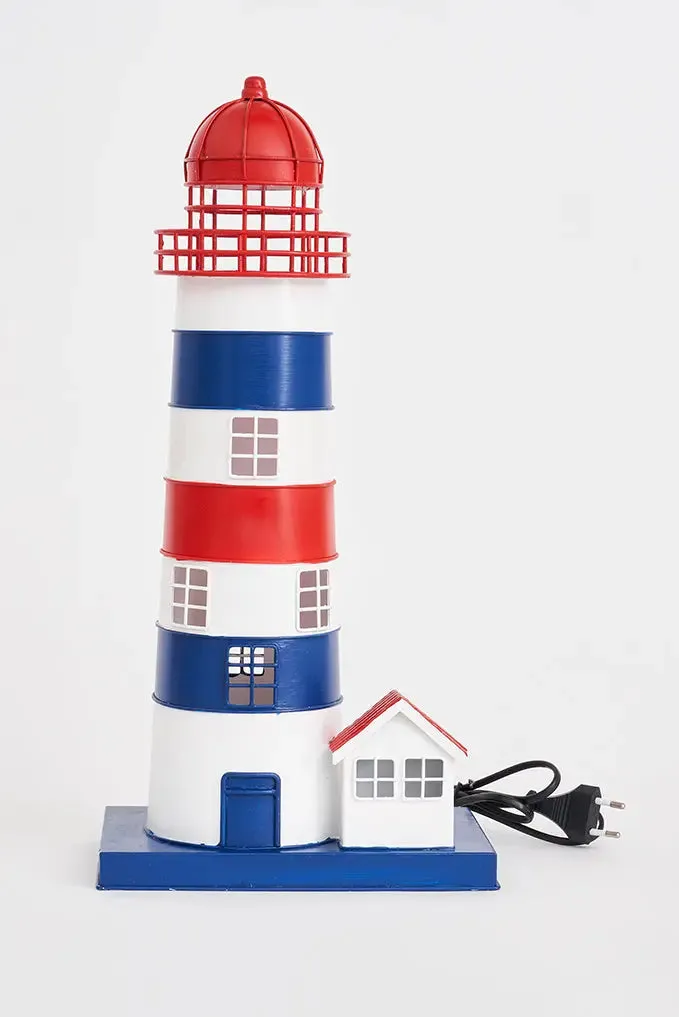 Faro de metal grande con casa