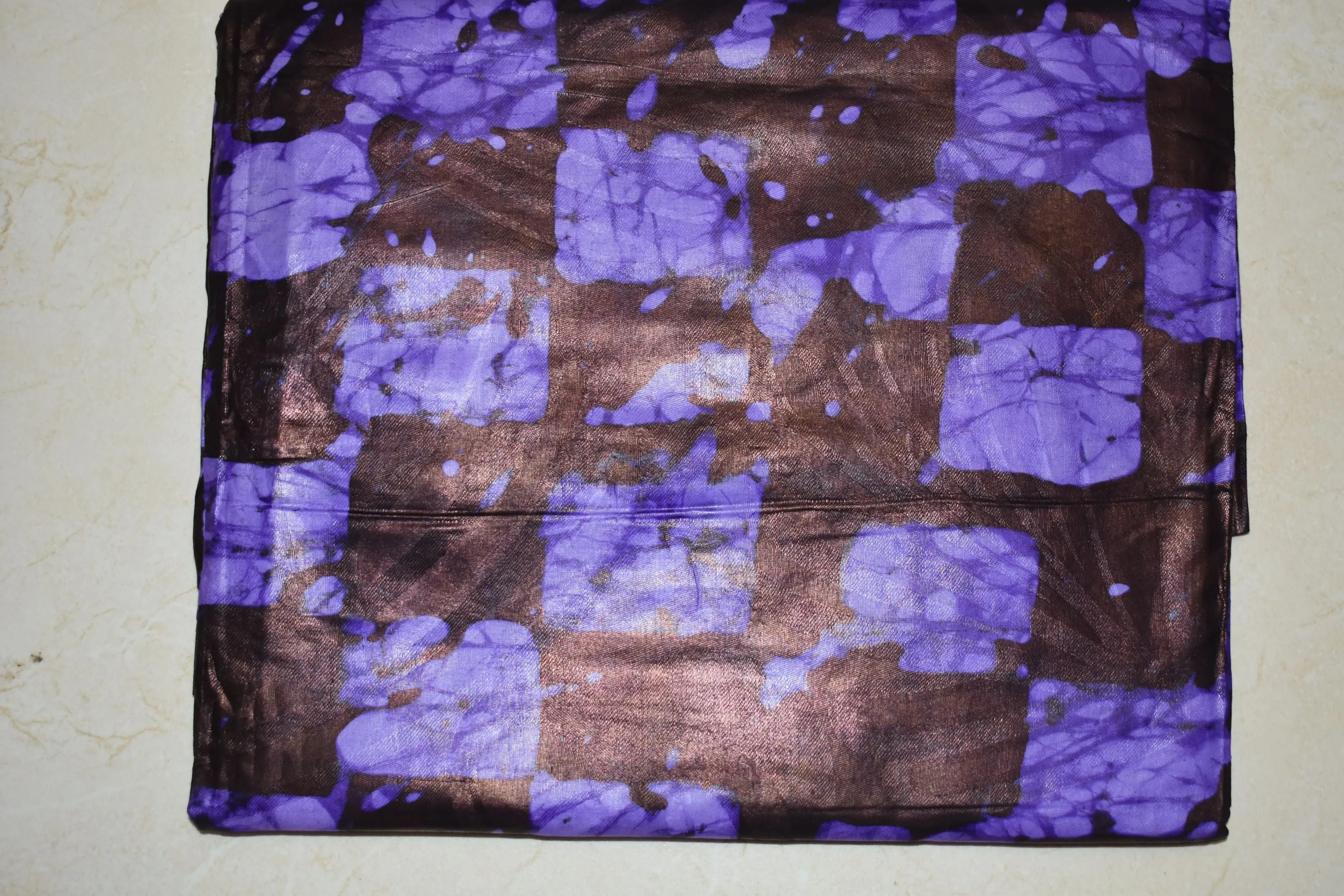 Guinean Bazin, Large Checkers