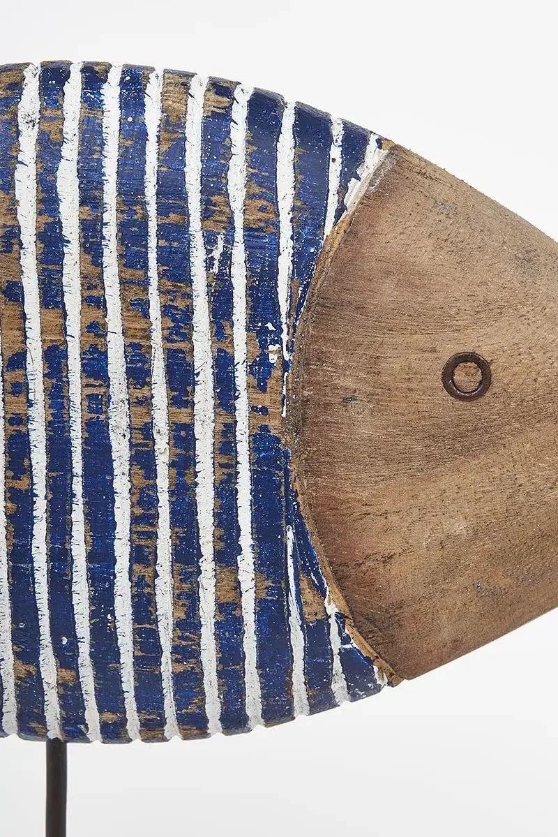 Pez azul de madera