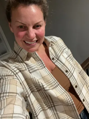 Slim fit plaid top