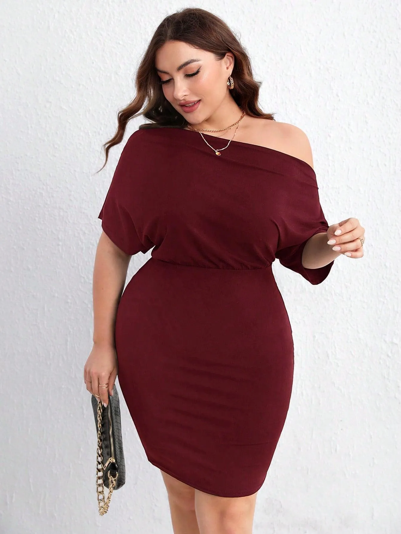 Vestido Midi Ombro A Ombro Plus Size - Laila